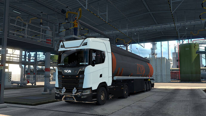 yeni-scania-s-tanker-cnp-livorno