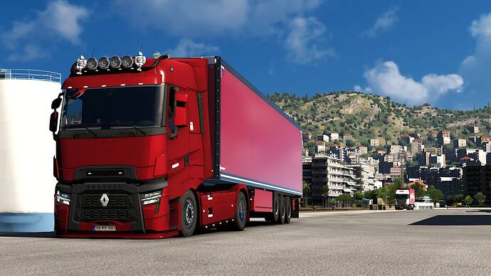 ets2_20250831_220940_00