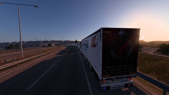ets2_20250810_235432_00