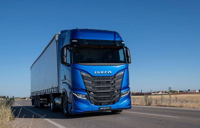 IVECO-S-WAY-NP-7