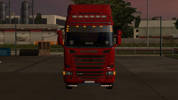 ets2_20190519_004011_00