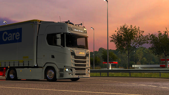 ets2_20190427_214032_00