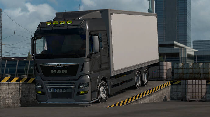 ets2_20190519_021057_00