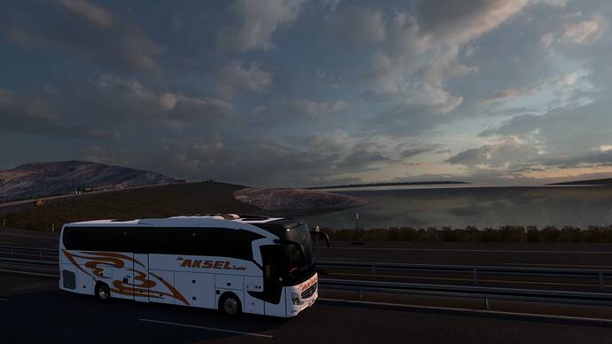 ets2_20250506_233235_00