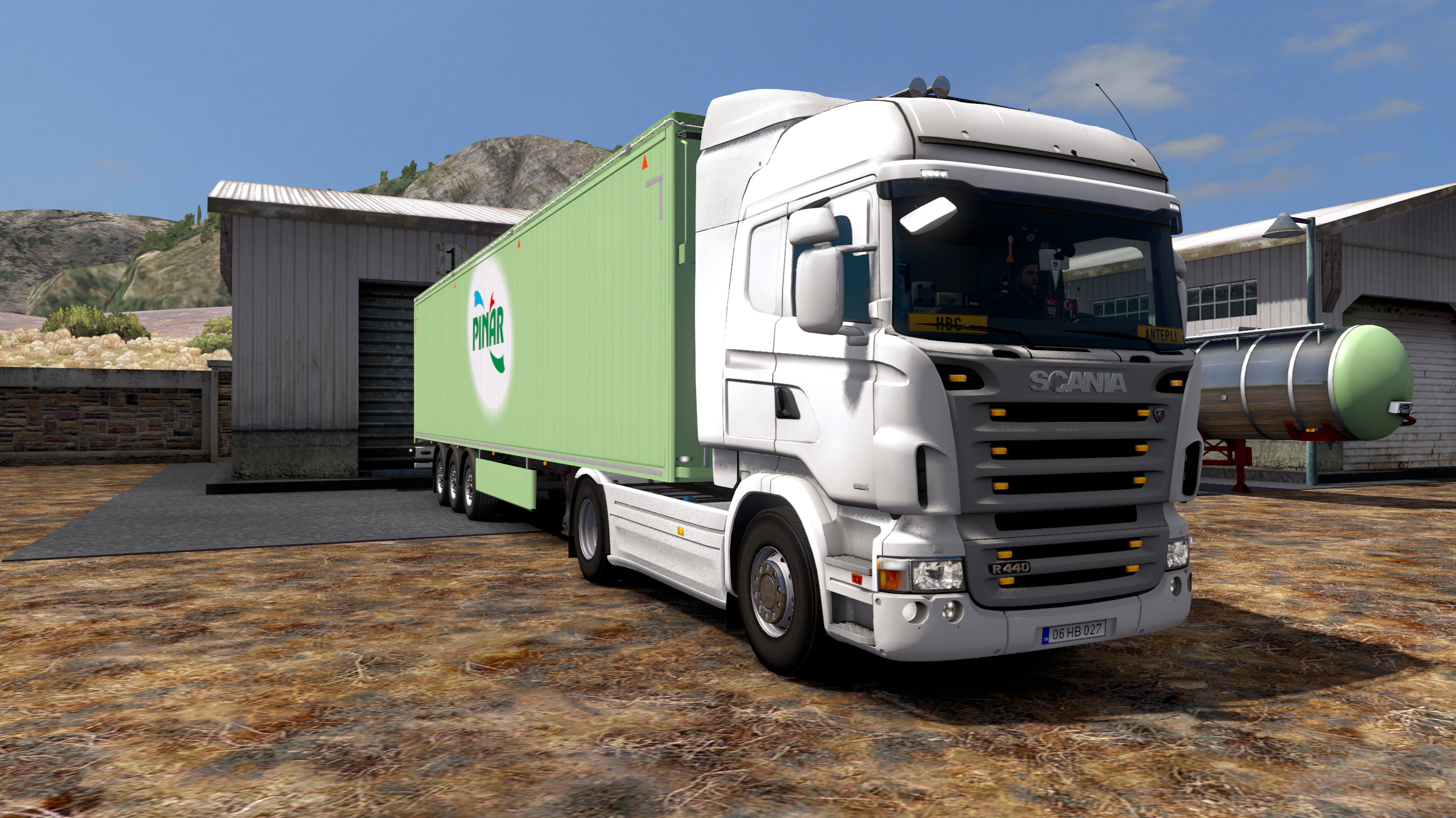 eut2_hq_5eb68302