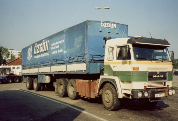 38 FZ 913