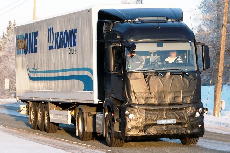 Mercedes Truck 001